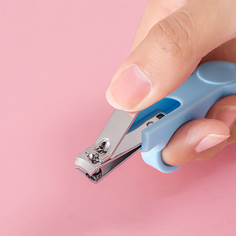 6-Piece Baby Care and Grooming Kit with Hair Brush, Comb, Safety Scissors, Nail Clipper, Nail File, and Nail Clipper Sheath